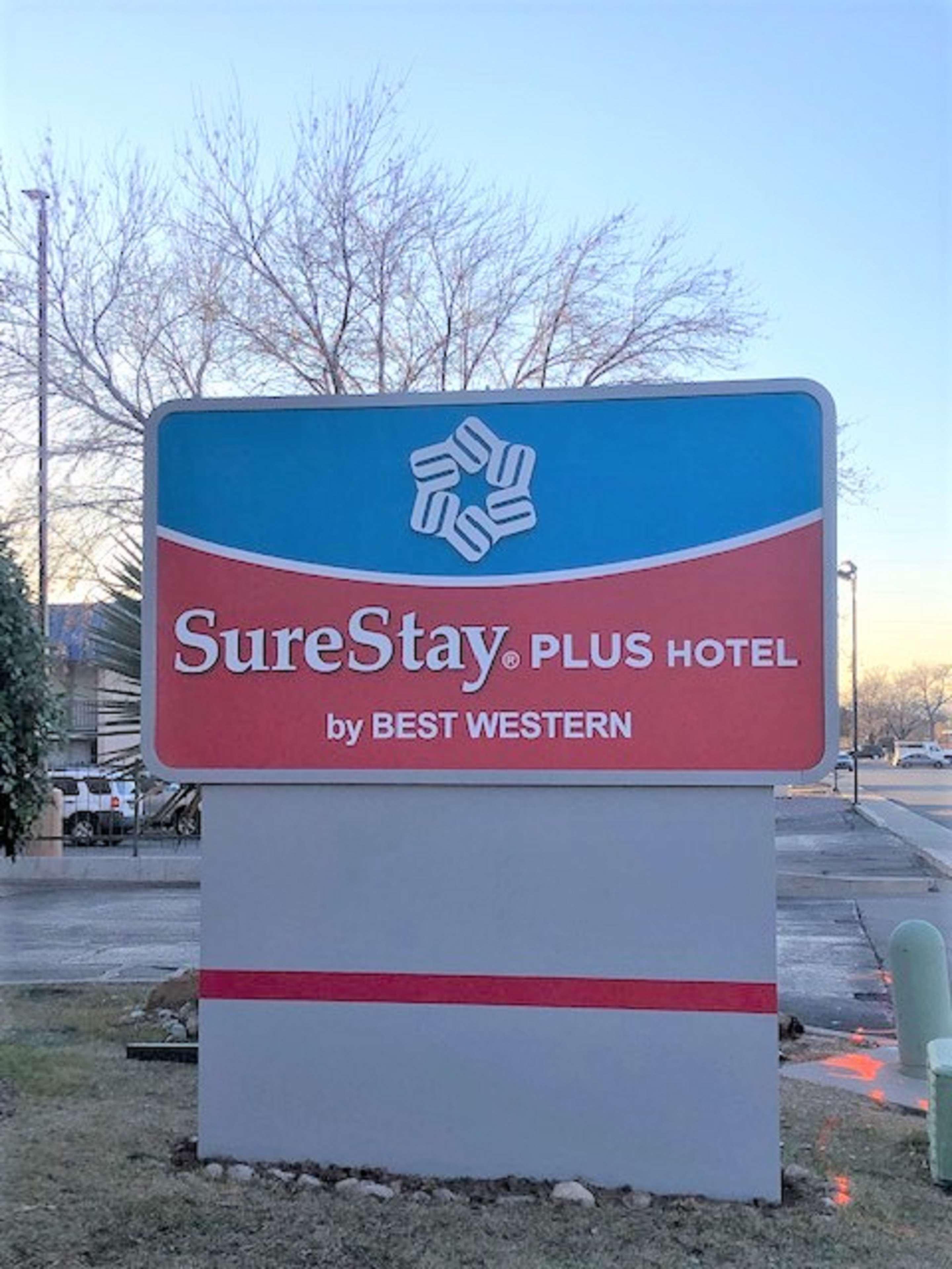 Surestay Plus Hotel By Best Western Albuquerque I-40 Eubank Buitenkant foto
